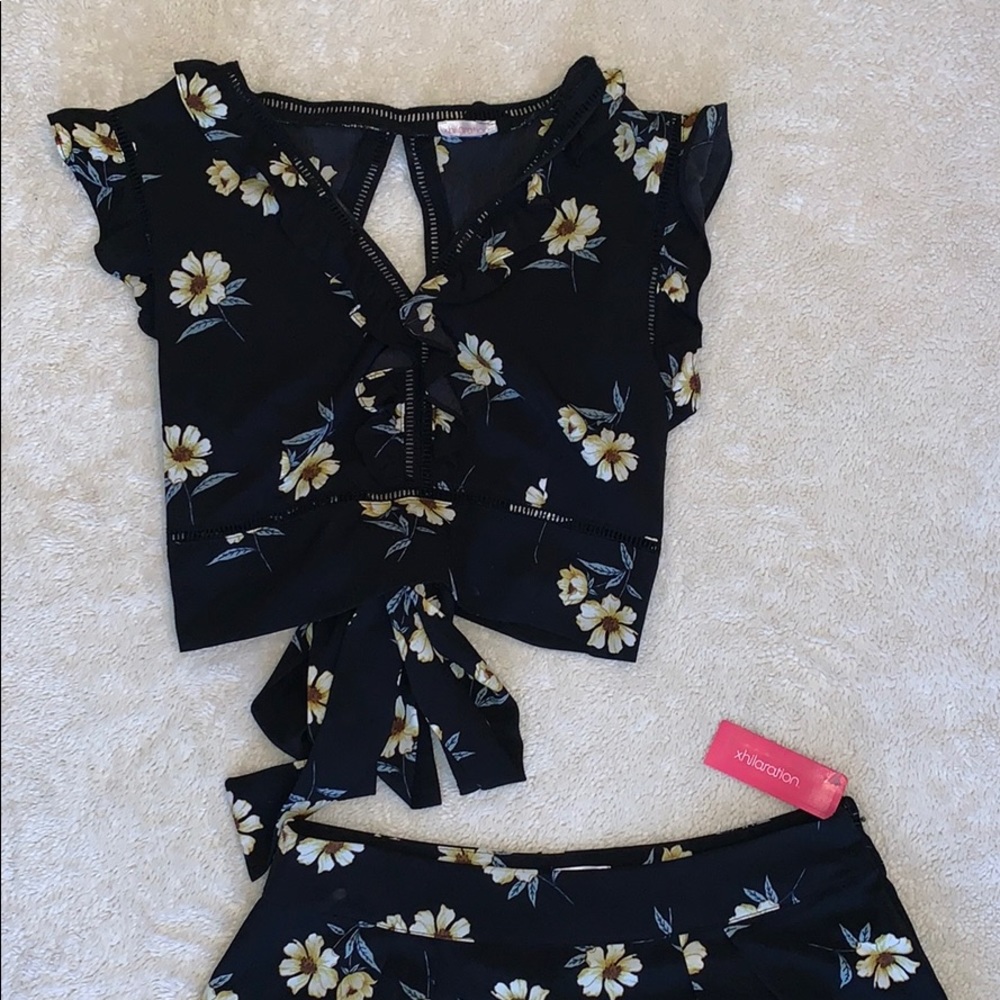 Xhilaration Two Piece Floral Set